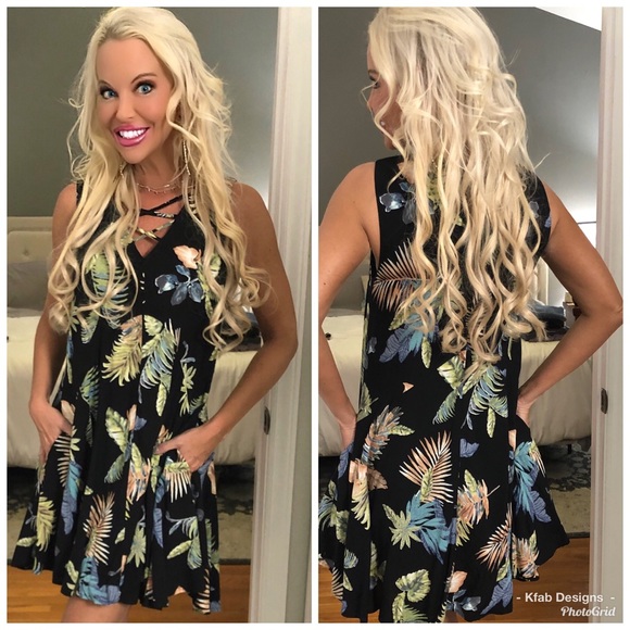 ❤️Palm Leaf  Fully Lined Strappy top dress - Picture 3 of 5